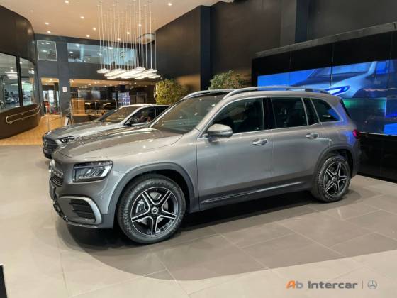 MERCEDES-BENZ GLB 220 2.0 MHEV AMG LINE 4MATIC 8G-DCT MERCEDES-BENZ GLB 220 2.0 MHEV AMG LINE 4MATIC 8G-DCT